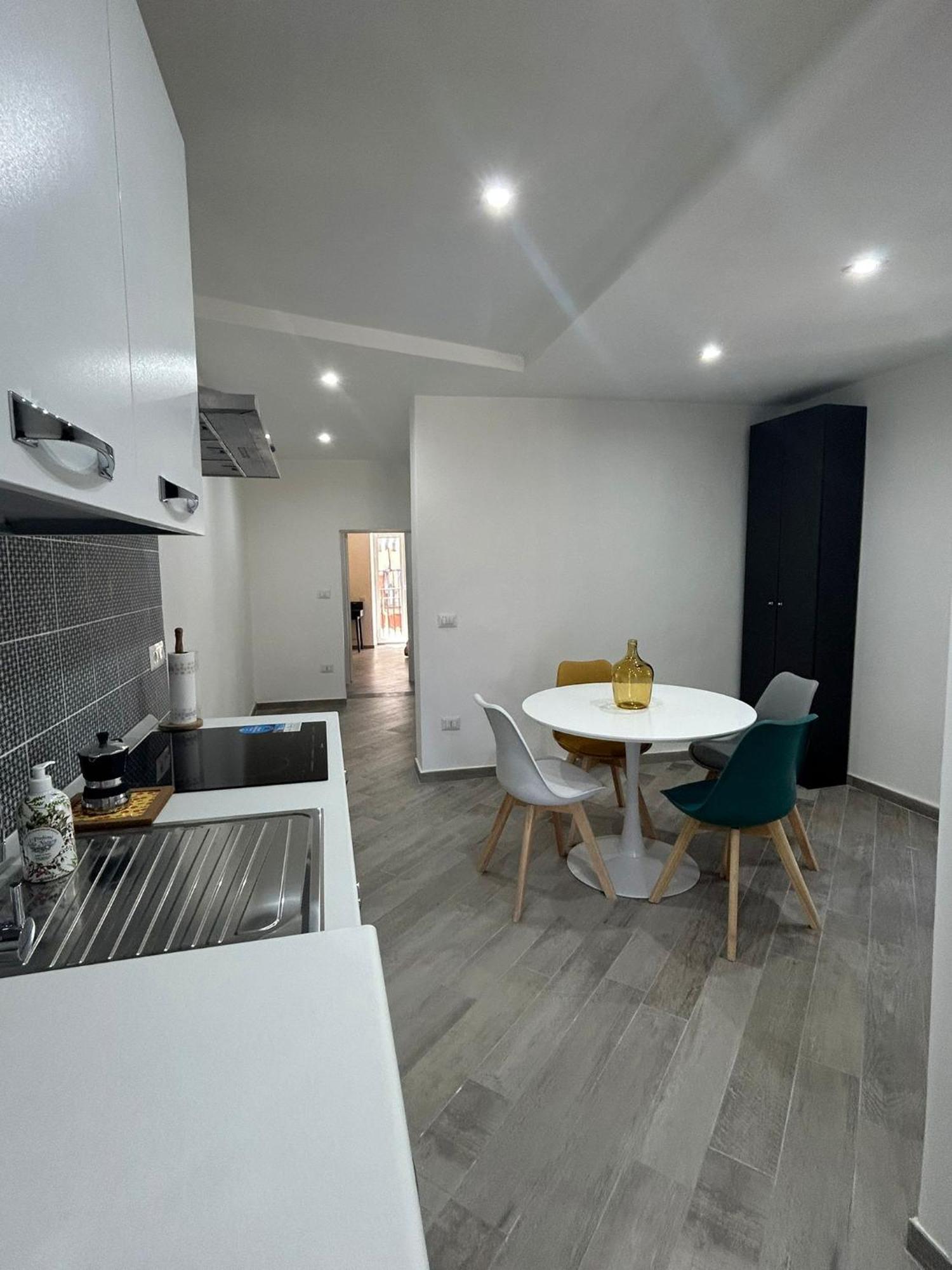 Travelers Cove - Quartieri Spagnoli Napoli Dış mekan fotoğraf
